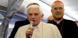 Bento XVI e Bertone