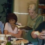 Mujeres+celebrando+la+eucarist
