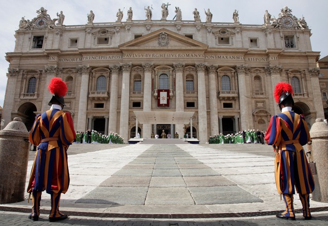 swiss-guards-vatican
