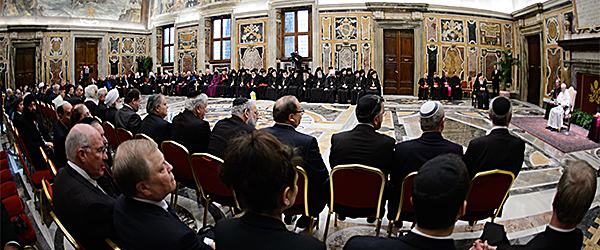 Francisco e líderes Religiosos e Ateus