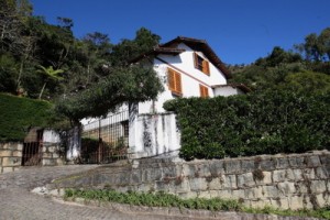 Doi Codi - Casa da morte - 2012062765448