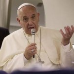 Papa Francesco ritorna a Roma