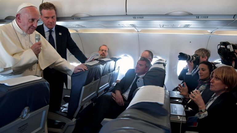 Entrevista de Franc no avião Fátima
